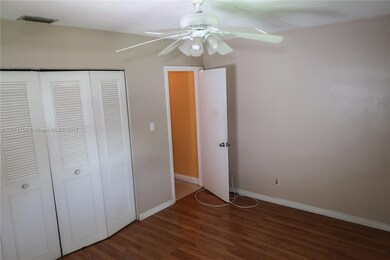 7208 NW 76th St, Tamarac, FL 33321 - photo 6