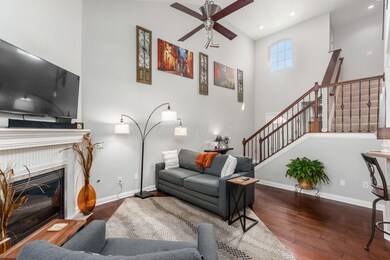Great Rm & Entry