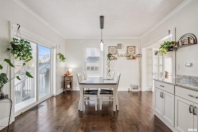 404 S College Ave, Aledo, IL 61231 - photo 7