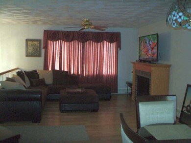 131 Erin Dr, Wakefield, RI 02879 - photo 5