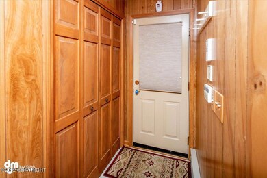 03-Front Entry_DMD_8441