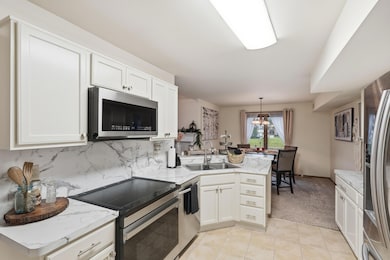 9465 Van Buren Ct, Crown Point, IN 46307 - photo 4