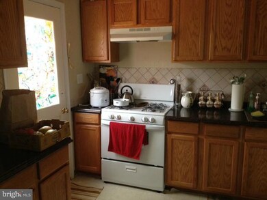 202 Woodland Rd, Gaithersburg, MD 20877 - photo 5