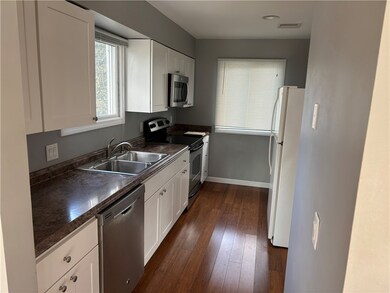 511 Child St unit 406, Warren, RI 02885 - photo 5