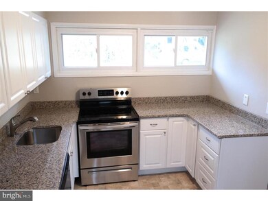 71 Ailanthus Ln, Levittown, PA 19055 - photo 5