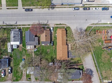 604 S Kickapoo St, Lincoln, IL 62656 - photo 7