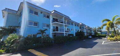 3004 NE 5th Terrace unit 214C, Wilton Manors, FL 33334 - photo 4