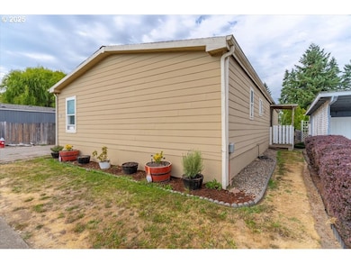 277 Edwards Rd S unit 133, Monmouth, OR 97361 - photo 3