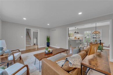 10712 W 52nd Cir, Shawnee, KS 66203 - photo 6