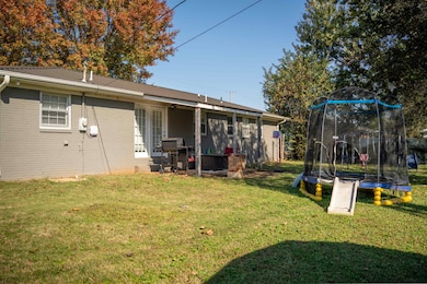 1502 Frey Ave, Sheffield, AL 35660 - photo 4