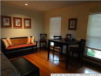 Sitting/Optional Dining Room area off Living Room