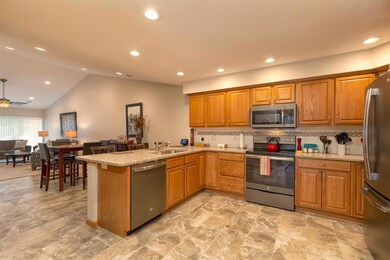 1425 Asbury Ln, Waterloo, IA 50701 - photo 4