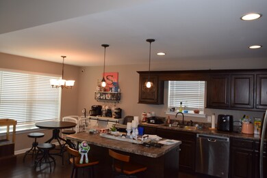 1042 Madison St, Manchester, TN 37355 - photo 4