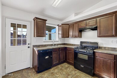 2437 Damsel Point Place, El Paso, TX 79938 - photo 6