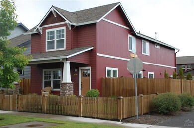 61707 Camellia St, Bend, OR 97702 - photo 2