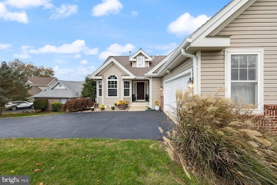 5613 Bobolink Trail, New Market, MD 21774 - photo 2