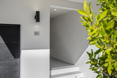 15405 Gulf Blvd unit B2, Madeira Beach, FL 33708 - photo 5