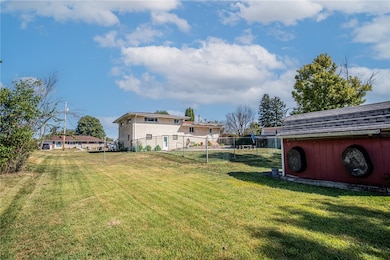 1805 W Loucks Extension, Scottdale, PA 15683 - photo 5