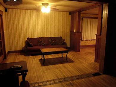 Living Room. Plenty of room for furniture.