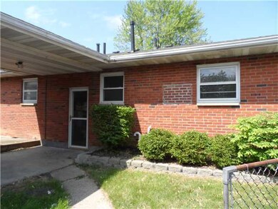 788 Demorest Rd, Columbus, OH 43204 - photo 2