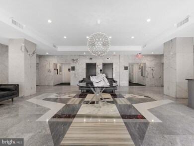 Potomac Plaza Terraces unit 912, Washington, DC 20037 - photo 3