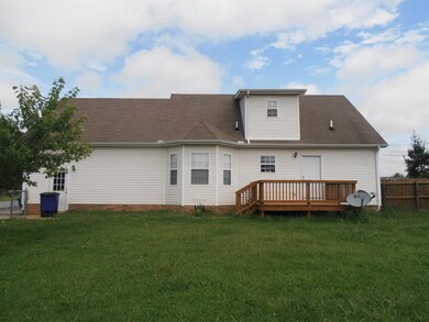 111 Ritch View Dr, Shelbyville, TN 37160 - photo 2