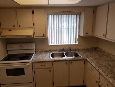 5063 Cresthaven A Kitchen
