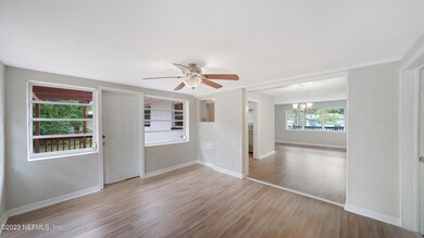 6533 Barmer Dr S, Jacksonville, FL 32210 - photo 4