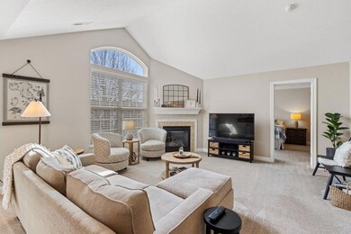 5082 Calais Drive-5.jpg-SMALL