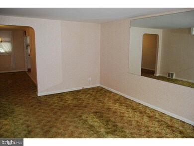 184 Blanchard Rd, Drexel Hill, PA 19026 - photo 2