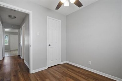 826 W Texas St unit B, Denison, TX 75020 - photo 6