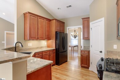 107 Hidden Springs Ln, Taylors, SC 29687 - photo 4