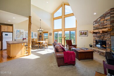Natural Light & Big Views!