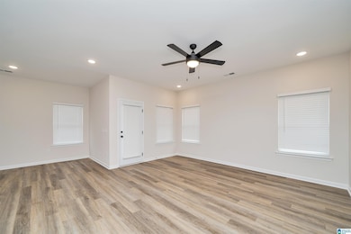 2233 Headrick Rd, Bessemer, AL 35022 - photo 7