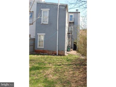 438 S 5th St unit 3RD FL, Reading, PA 19602 - photo 2