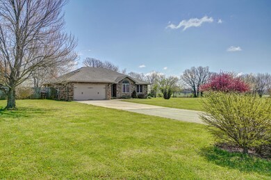 700 Bedrock Ln-3