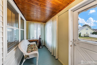 23 W Grochowiak St, South River, NJ 08882 - photo 5