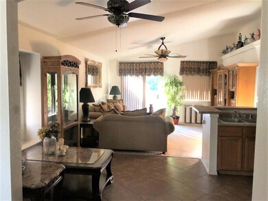 701 Desert Cloud Dr, Horizon City, TX 79928 - photo 4