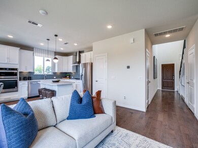 4022 Starbright St, Houston, TX 77018 - photo 5