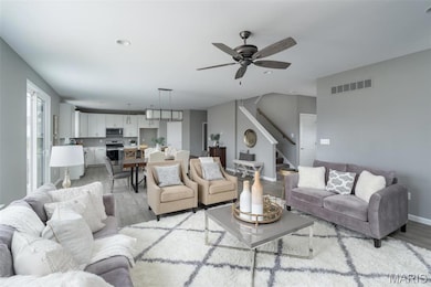 0 Unknown unit MIS24062556, Saint Peters, MO 63376 - photo 2