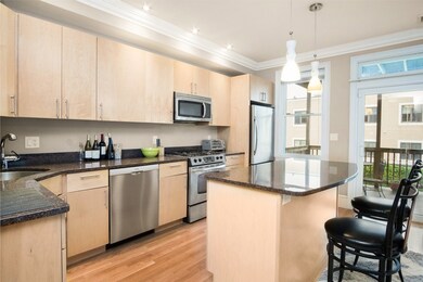 580 E 3rd St unit 2, Boston, MA 02127 - photo 2