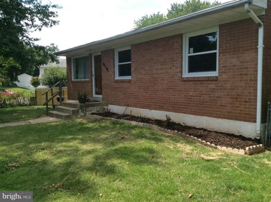 123 Yost St, Manassas Park, VA 20111 - photo 2