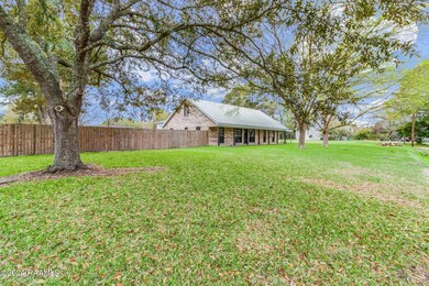 191 Eckart Dr, New Iberia, LA 70560 - photo 3