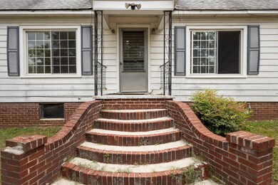 161 Magnolia St-3