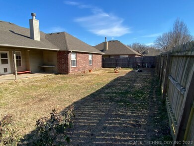 2013 E Queens St, Broken Arrow, OK 74012 - photo 5