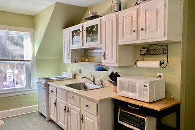 75 Williams St, Rutland, VT 05701 - photo 4