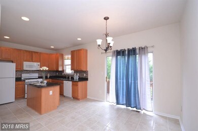 12047 Kemps Landing Cir, Manassas, VA 20109 - photo 4