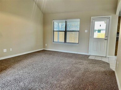 711 Rambling Ct, Granbury, TX 76049 - photo 5