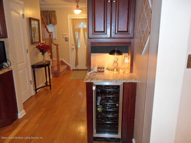 79 Cotter Ave, Staten Island, NY 10306 - photo 7