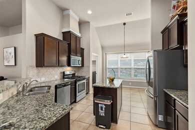 6142 Wickshire Dr, Rosenberg, TX 77471 - photo 5